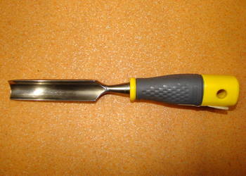 Dłuto żłobak DYNAGRIP 20 mm, promień STANLEY Ref.1-16-686
