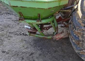 Rozsiewacz Amazone 800 L