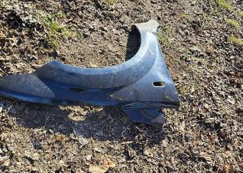 Błotnik  Prawy Ford Fokus MK2  Czarny