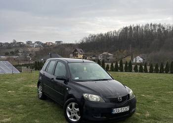 Mazda 2 sprawna, jeżdżąca zamienię