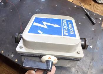 Przełącznik ip54  500v trójkąt gwiazda siła 360v