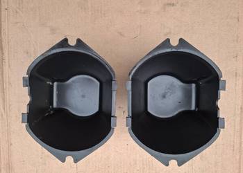 Wewnętrzne plastikowe osłony reflektorów  Fiat 126p Maluch