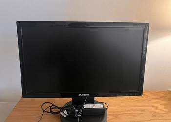 Monitor Samsung S19C150F 19" + zasilacz 15W