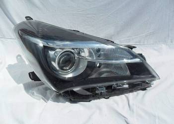 Reflektor Przód strona prawa Toyota Yaris T.S-29