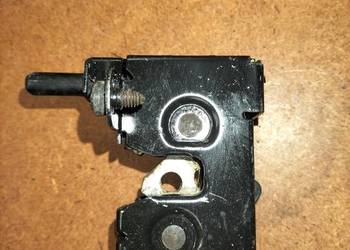 Zamek maski przedniej z prawej strony BMW E65 E66