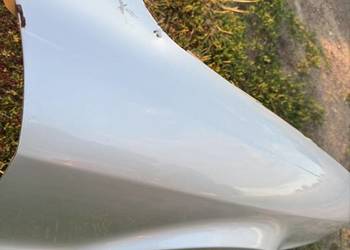 Błotnik Audi 80 B4 LY7T Strona pasażera