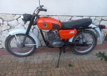 Wsk 125 b3 Kraków pali jeździ