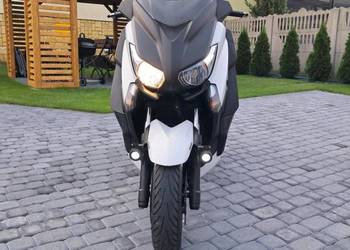 YAMAHA X-MAX 400