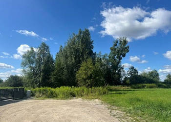 Grunt sprzedam Kryniczno 1800m2