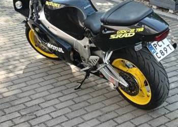 Suzuki gsxr 750srad