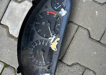 Licznik R4 Diesel BMW E36 Części BMW E36