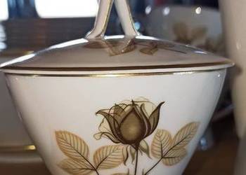 Cukiernica. Seria „Schattenrose”. Rosenthal. Model Form 2000.  1953r.