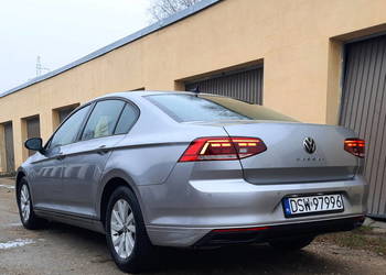 VW Passat B8 FL 1.5TSI 150KM salon PL 1wł fabryczny lakier jak NOWY zamiana