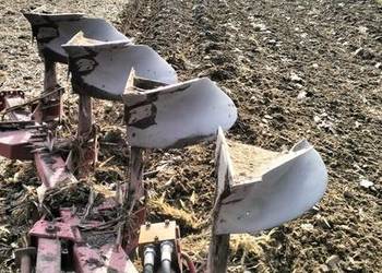 Pług Naud 4 skibowy obrotowy