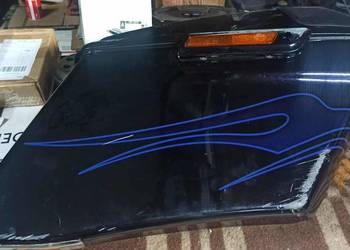 Harley-Davidson Touring CVO 14-23  kufrer boczny prawy długi Oem