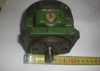 Pompka olejowa do frezarki 6T80