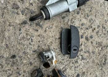 Zestaw zamków stacyjka kluczyk tata Indica