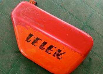 Boczek oryginał WSK metalowy km Lelek