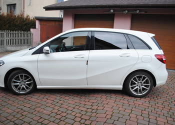 MERCEDES-BENZ  B-200 D 4MATIC