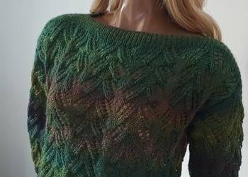 Sweterek ręcznie robiony na drutach