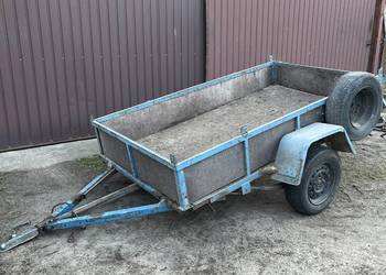 Przyczepką samochodową papier dokumenty