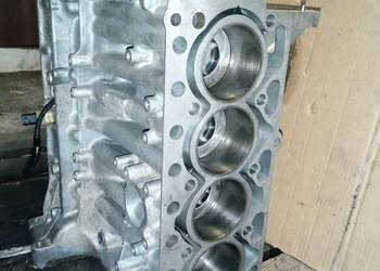Silnik Volvo D4 204T8, dół silnika 2.0 diesel
