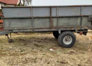 Przyczepa jednosiowa