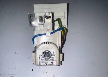 Filtr przeciwzakłocemiowy  Hotpoint  ARISTON AQS73F 09 EU