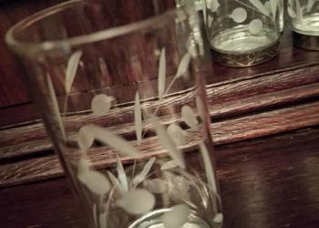 Wyprzedaż gospodarstwa domowego -kieliszki i szklaneczki