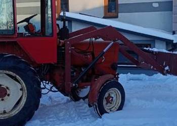 Ciągnik rolniczy władimirec