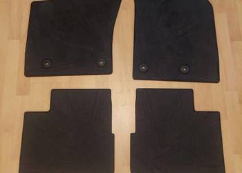 Oryginalne OE dywaniki gumowe Fiat Tipo II Hatchback od 2018