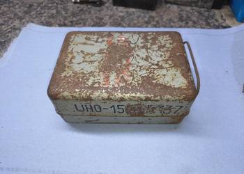 Apteczka wojskowa PRL metalowa iż Ural Dniepr Uaz