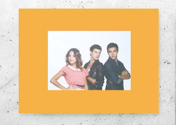 serial Violetta plakat A4, poster z filmu Violetta, Violetta z chłopakami