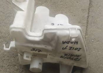 Toyota Auris 2013 2014 2015 zbiorniczek spryskiwaczy