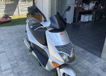 Skuter Aprilia 125