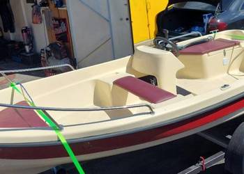 Łódka wędkarska,  motorówka  4.30m x1.45m silnik 20KM EFI mało używane