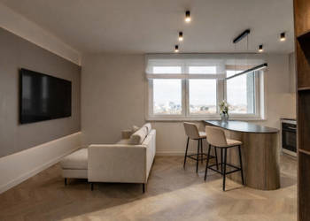 Apartament z fenomenalnym widokiem na panoramę bezpośrednio nad Wisłą