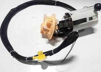 VOLVO S60 V70 XC70 S80 XC90 pompa paliwa kpl OE 30761745