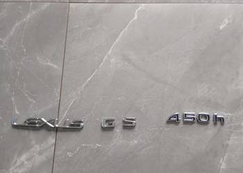 ZNACZEK EMBLEMAT LEXUS GS 450 h na klapę