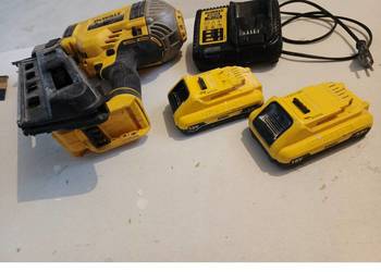 DeWalt DCN692 gwoździarka 18v