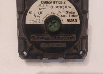 ARISTON presostat powietrza