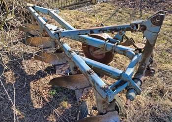 Pług podorywkowy 5 skibowy