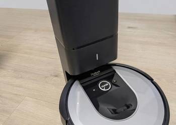 iRobot Roomba ze stacją Clean Base + pakiet serwisowy DEMO