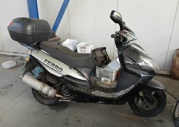 Skuter Romet Ferro 125