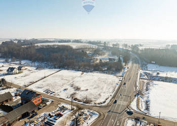 Działka usługowa z wz przy S7