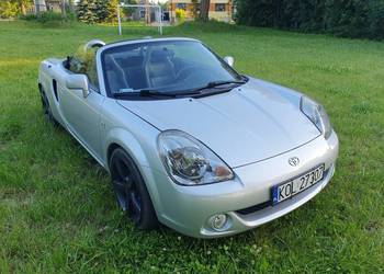 Toyota MR2 Poliftowa Toyota MR2, "japońskie ferrari" z fabryczną szperą