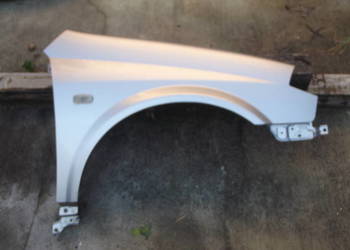 Nissan PRIMERA  Błotnik prawy