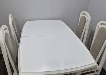 Rozkładany stół +4 krzesła