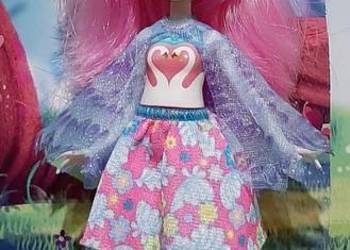 Lalka Enchantimals Saffi Swan z pupilem