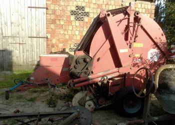 Prasa hesston 5700
